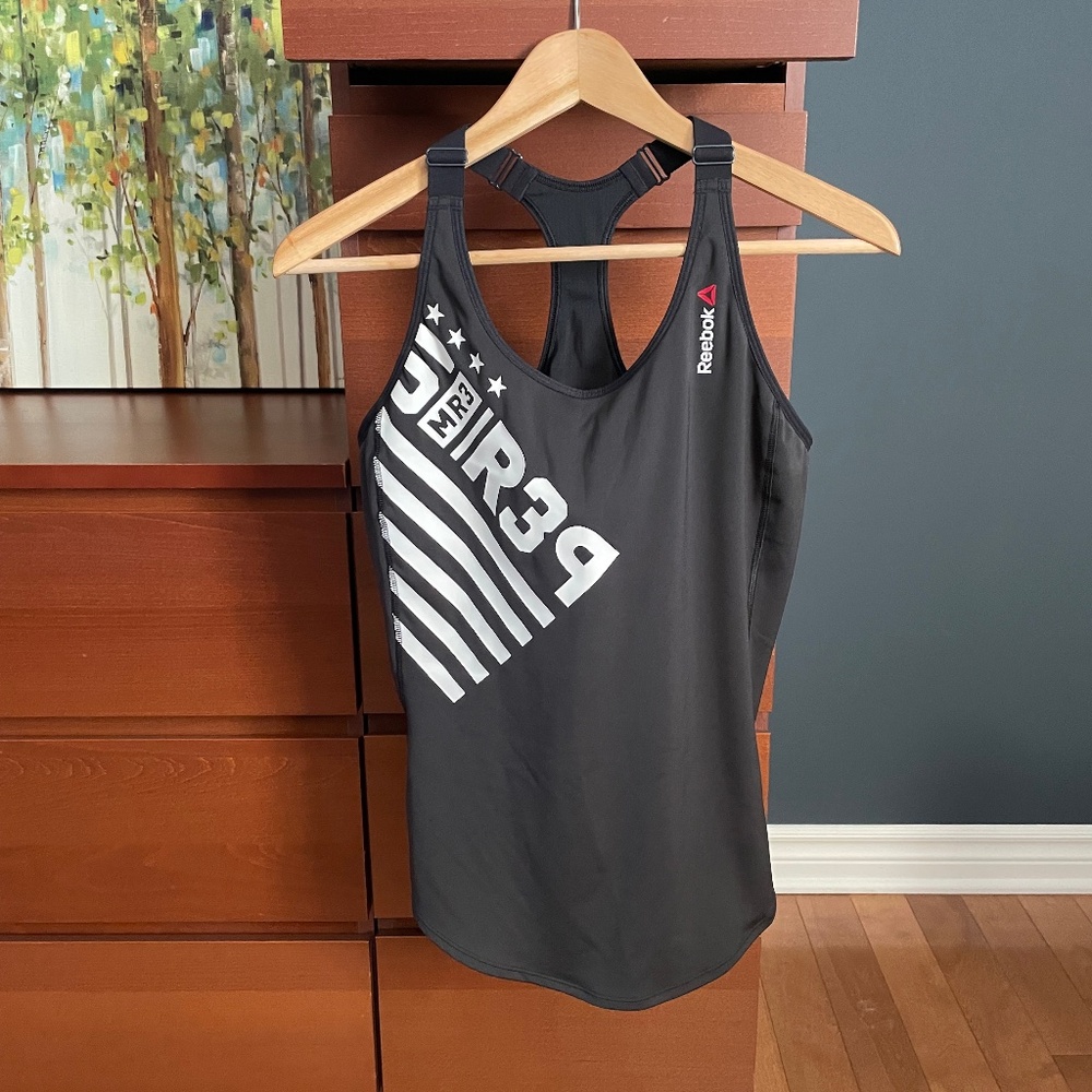 Reebok Top